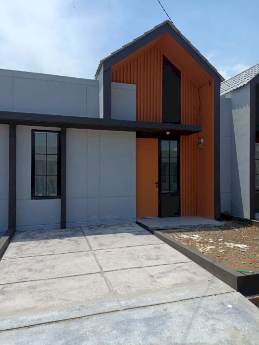 Di jual rumah siap huni lokasi strategis Cikarang