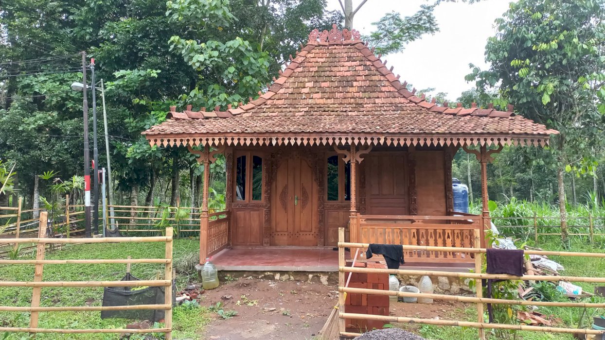 Kontrakan Rumah Joglo Villa Impian di Salatiga