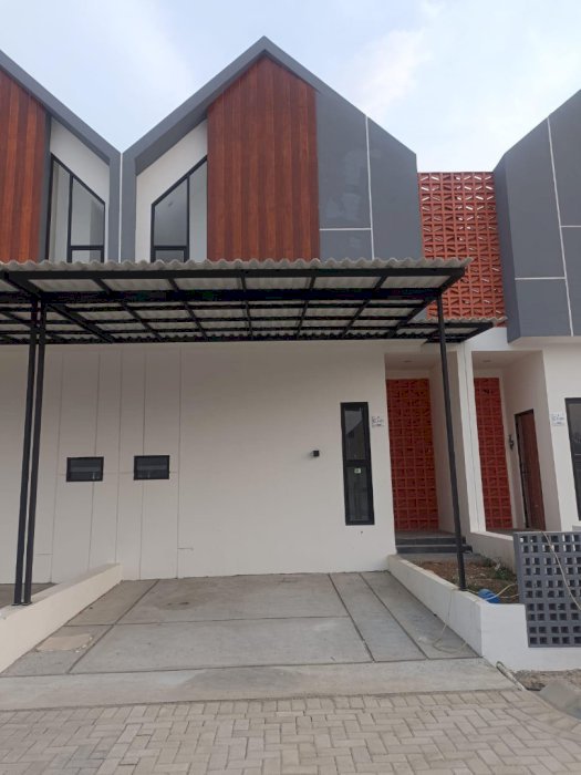 Take over rumah 2 lantai