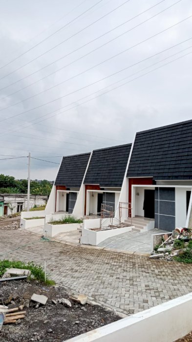 Rumah bebas banjir Banyumanik Semarang