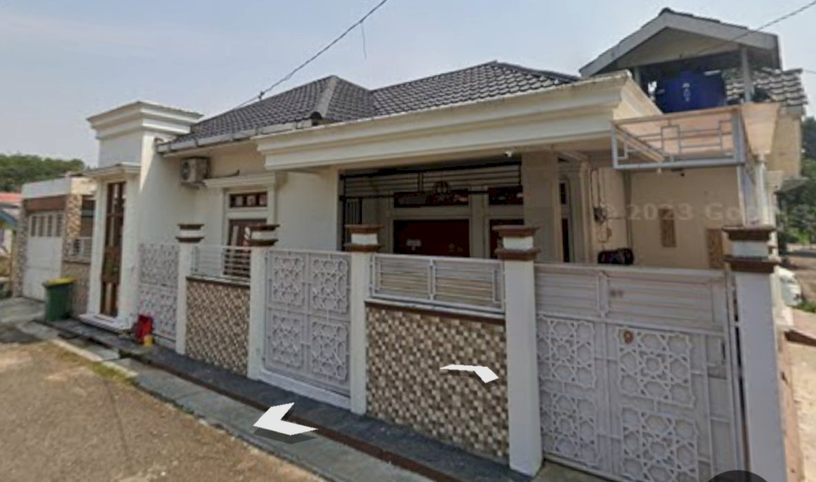 Dijual rumah sertifikat hgb dengan luas 180m2