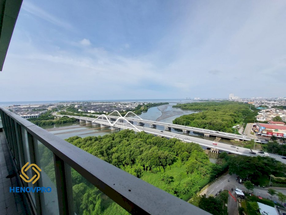 FOR RENT Gold Coast Apartment 2+1BR Furnish Best Unit Best SEA View