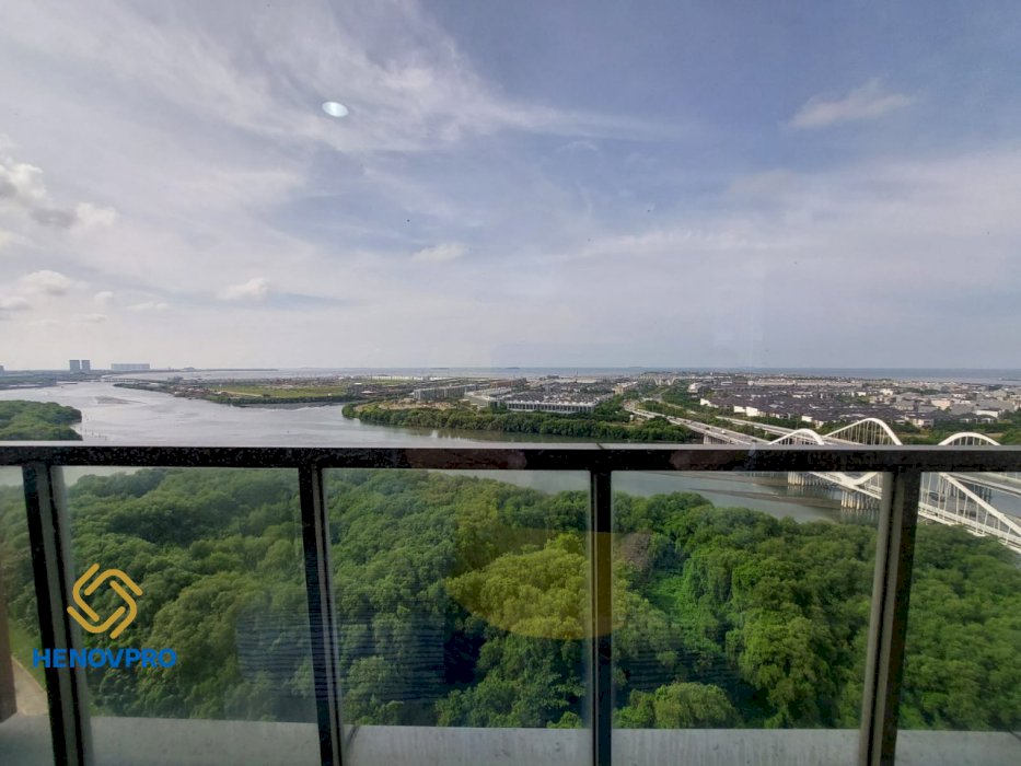 FOR RENT Gold Coast Apartment 2+1BR Furnish Best Unit Best SEA View