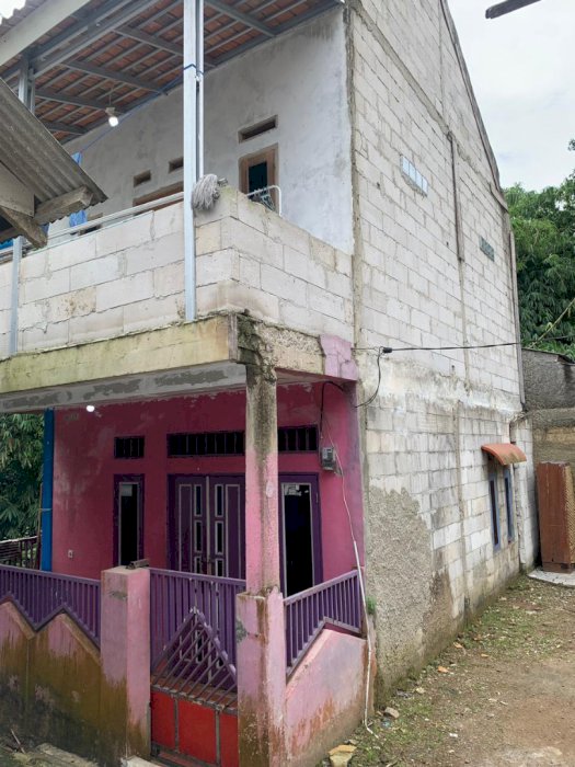 Di jual rumah 2 lantai lokasi strategis di Ciampea Bogor