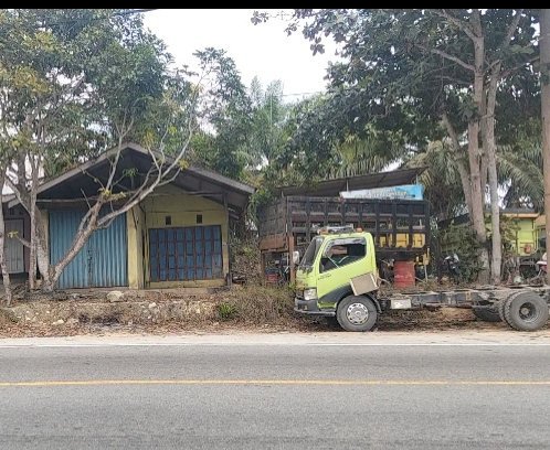 dijual rumah semi ruko tepu jalan poros petung - ikn