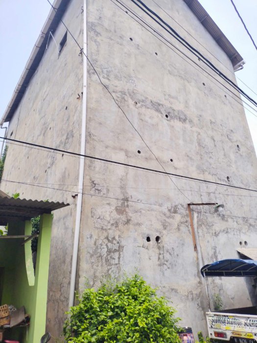 CEPAT GEDUNG SARANG WALET 4 LANTAI DI SEMARANG BARAT