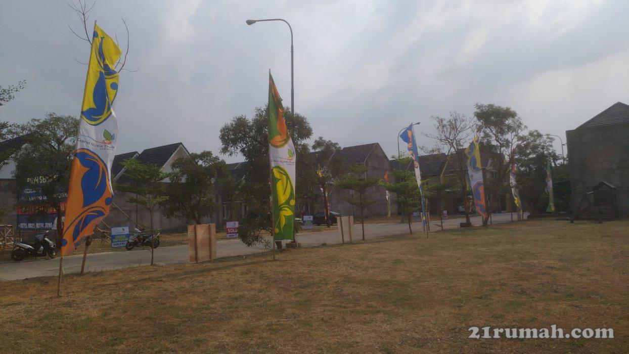 Rumah cluster lokasi strategis pinggir jl raya utama 