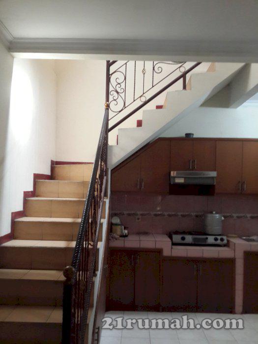 Rumah di Baros Indah 12 Cimahi Dikontrakkan / Dijual Murah.