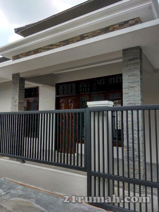Rumah siap huni dalam kompleks