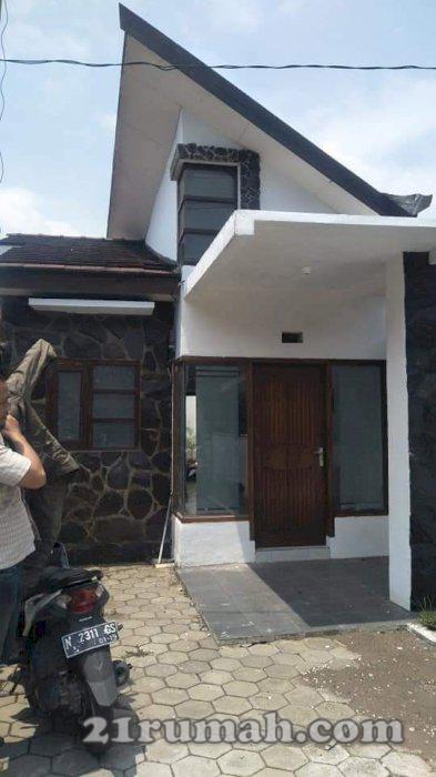 Rumah bagus siap huni lokasi strategis di Kota Malang