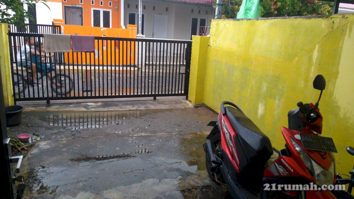 Rumah minimalis dijual komplek rorinata residen thp 8 blok d no 6 sukamaju