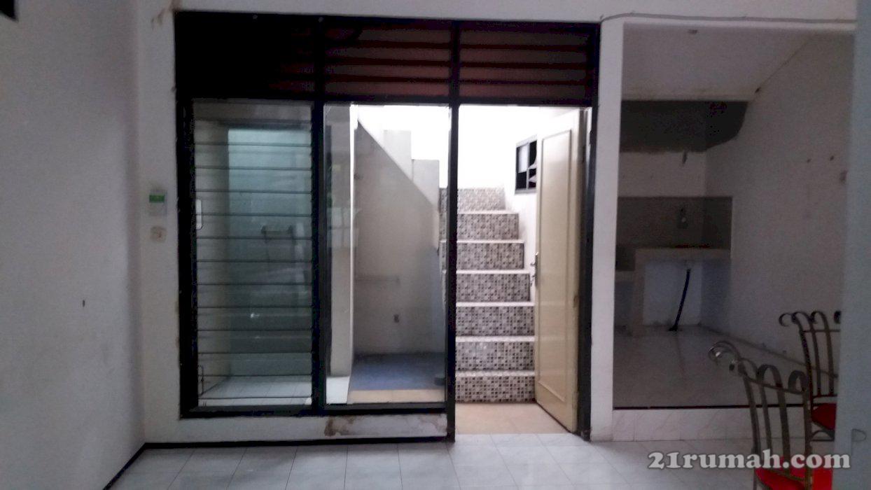 Eweerrrfffcfccvgdddsdghhjjjhvcddsss