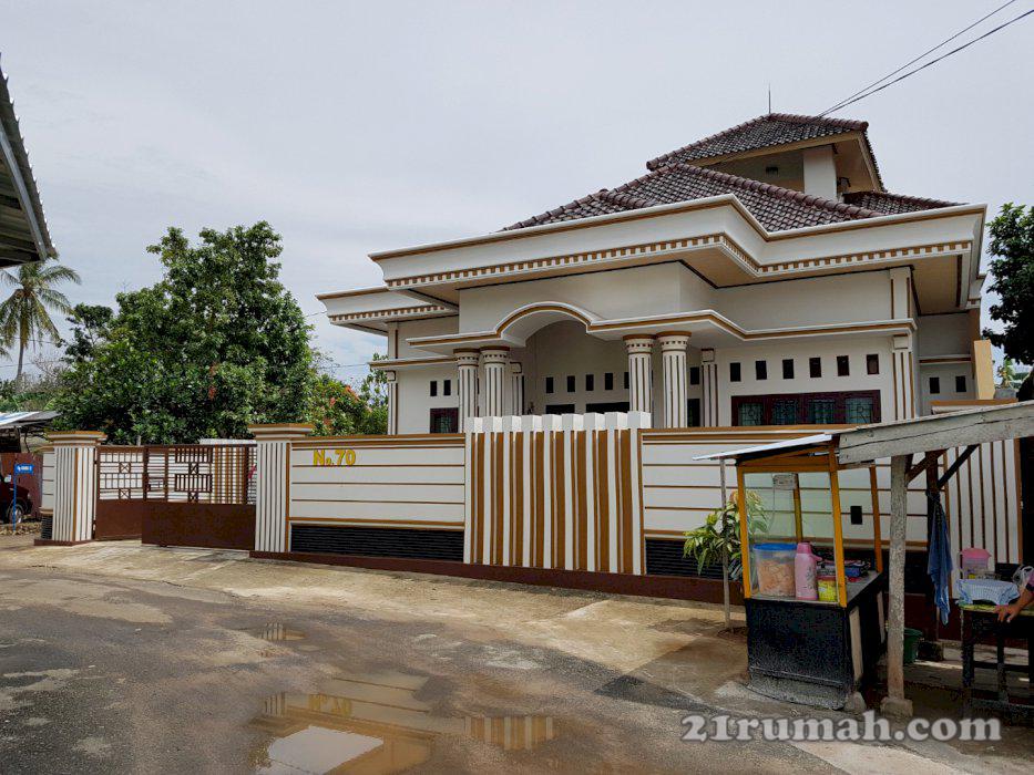 Rumah dijual ditengah kota