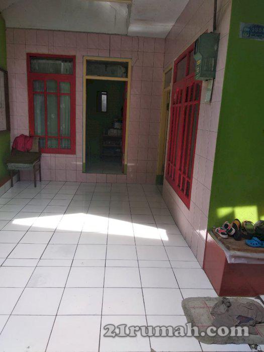 Dijual rumah masuk gang dekat kampus Stkip garut