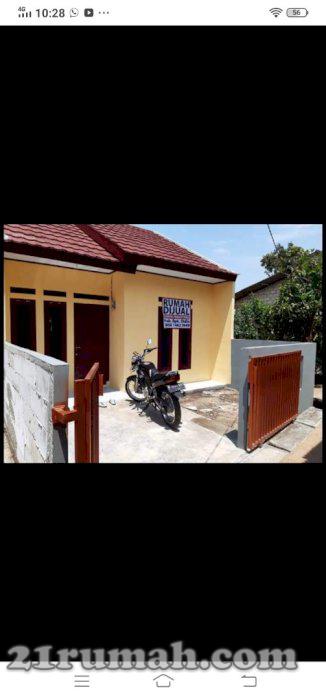 dijual rumah murah meriah bangunan baru dibangun so ga perlu repot2 bangun lg