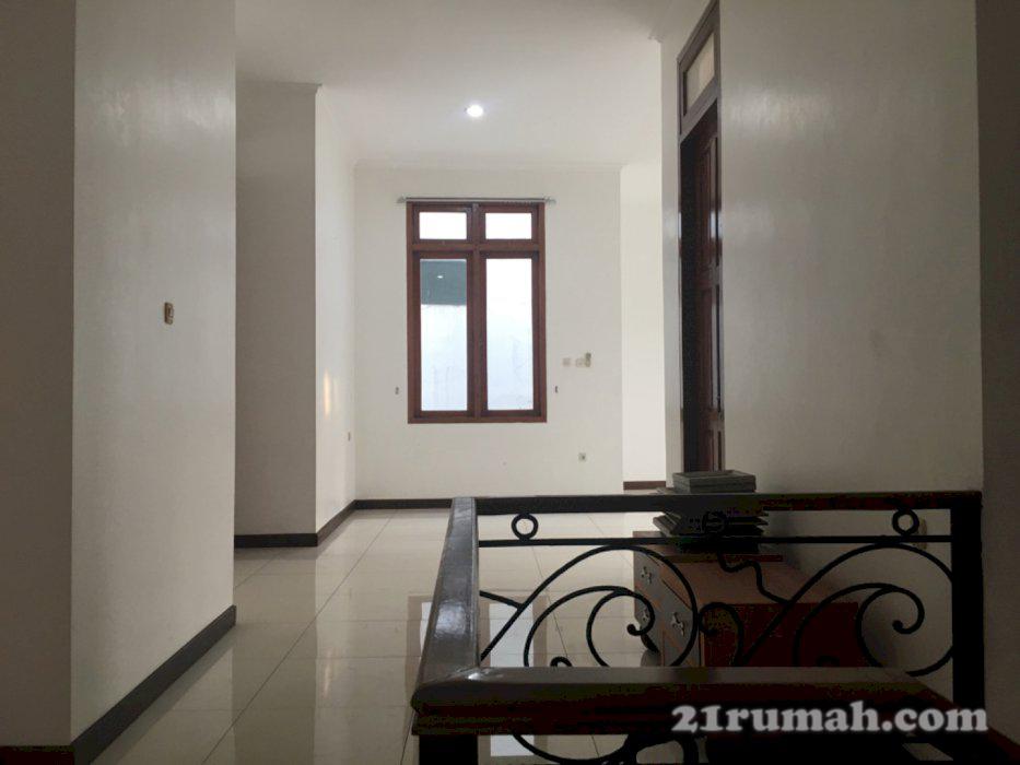 Gracious Garden House Cipete