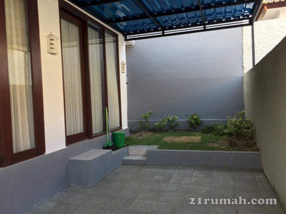 Disewakan Tahunan Rumah Baru Fully Furnished
