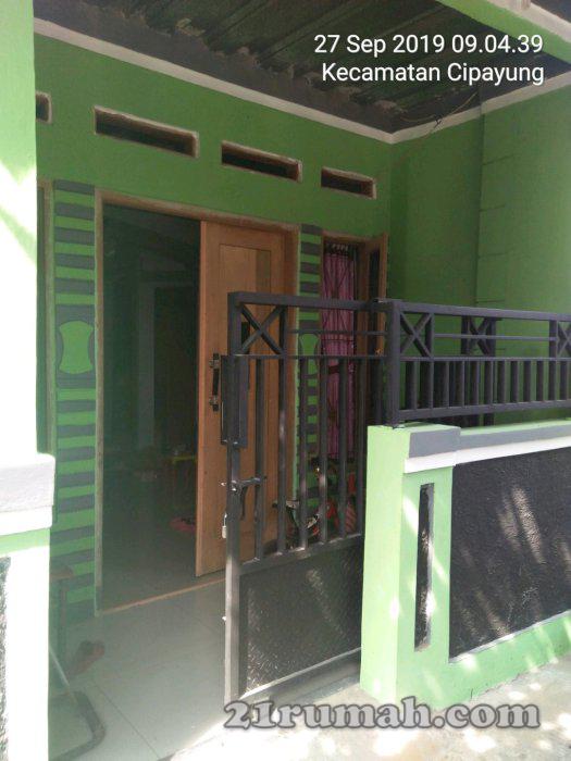 Rumah shm 50 meter tingkat deket kolam renang.sekolahan.futsal.masjid