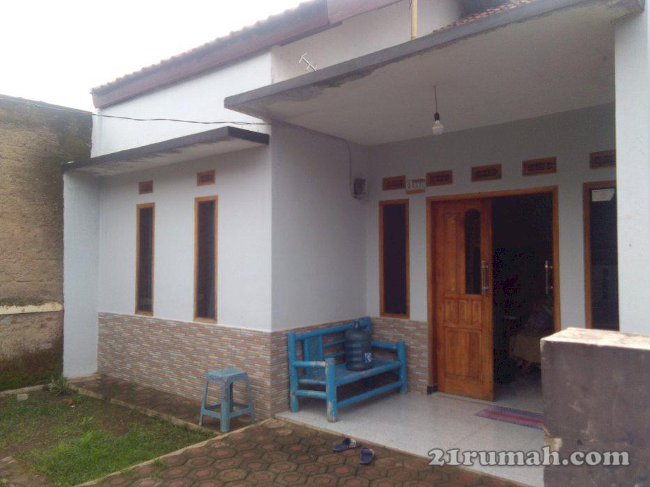 Rumah huni minimalis samping perum