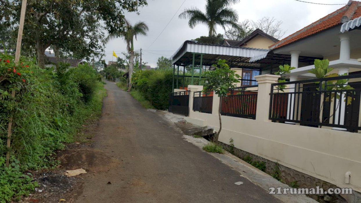 Rumah villa plus kos murah dan strategis di Kota Batu