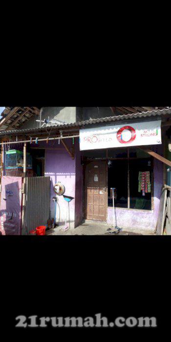 Rumah bagus siap huni strategis di Jl Dewi Sartika Kota Batu