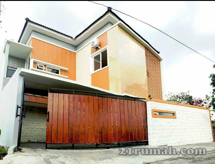 Rumah Mewah dekat UGM dekat hotel Hyatt Exclusive Full Furnished