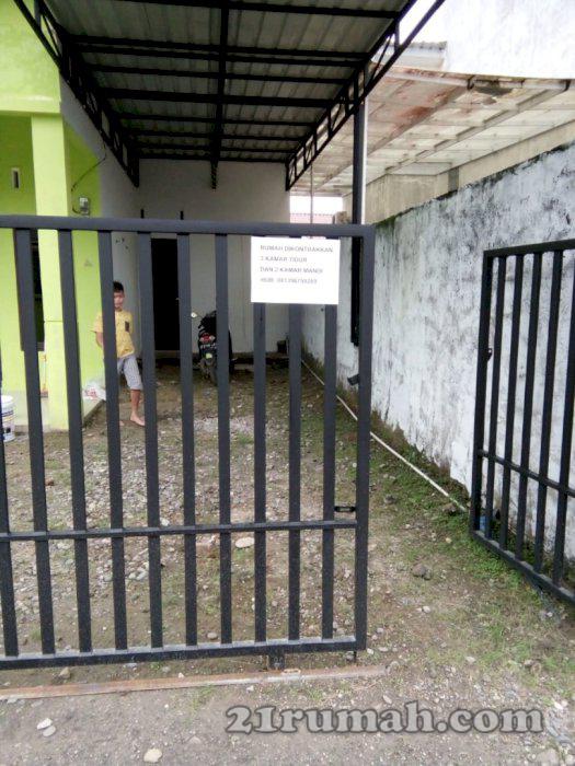 Dikontrakan rumah Perumahan Cluster Bunga Rinte Luas 220 m2