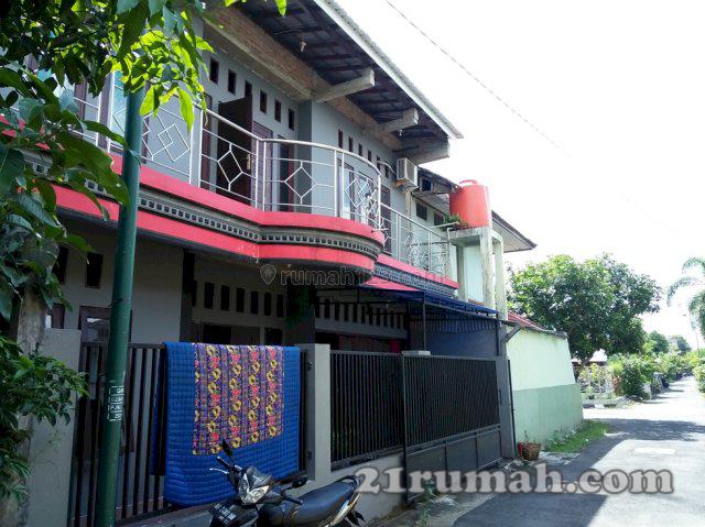 Rumah dekat terminal giwangan puskesmas koramil dalam kota akses mudah