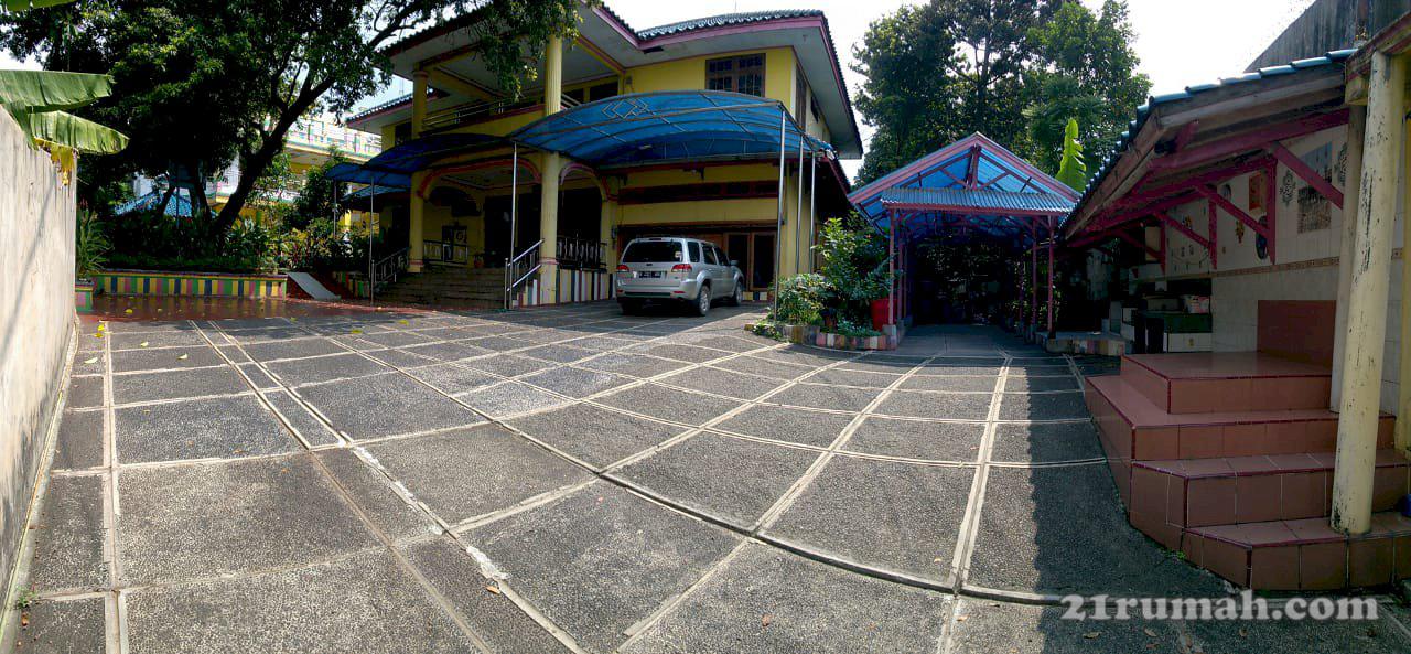 Dijual, Rumah Tinggal Berkonsep Villa Di Jakarta Selatan