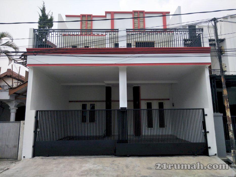 Rumah Baru Eklusive Dua lantai, Selangkah Ke Tol Becakayu, Jakapermai, Bekas