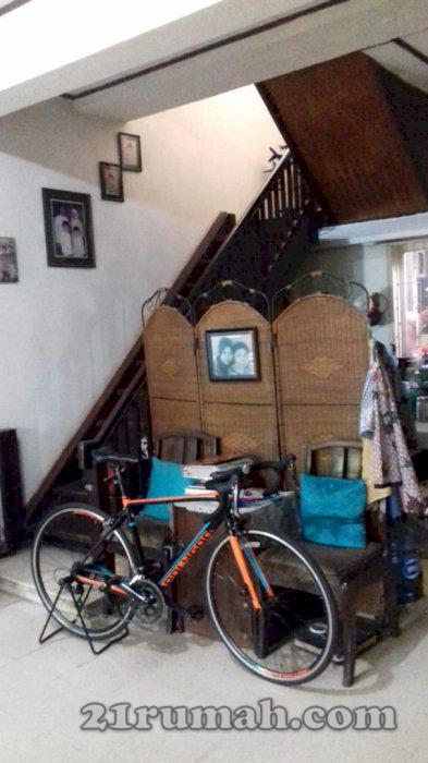 Rumah dilingkungan yang nyaman dan bebas banjir