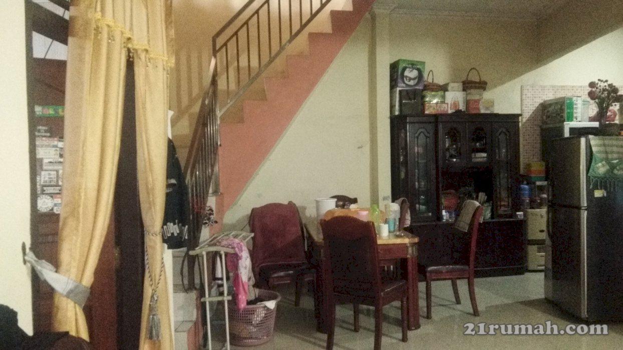 Jual rumah strategis Di daerah serdang kemayoran