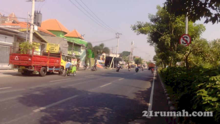 Jual Rumah Raya Sukomanunggal Strategis Untuk Toko dan Perkantoran