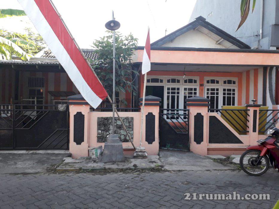 Rumah Nyaman Luas ,Menarik dan Asri