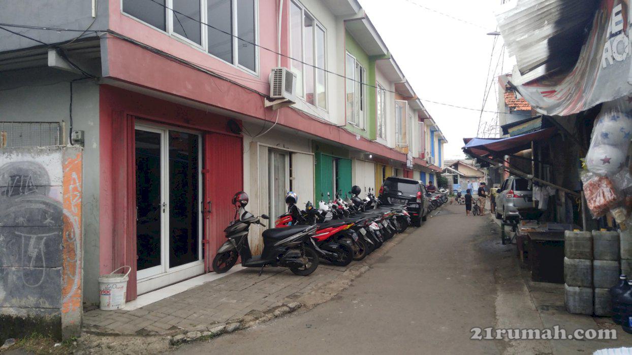 Ruko tingkat 45m2, 2kt, km, ruang los