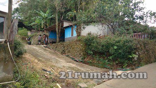 Tanah luas 1.651 mÂ² dijual cepat