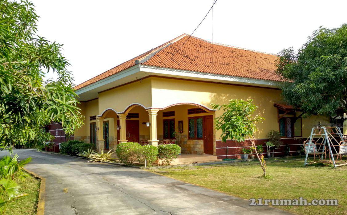 Rumah Full Furnished Besar Cantik dan Nyaman