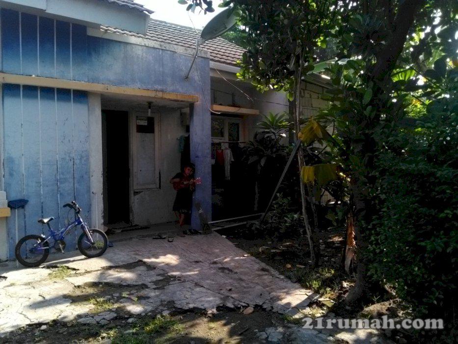 Rumah Pojok strategis cocok untuk usaha