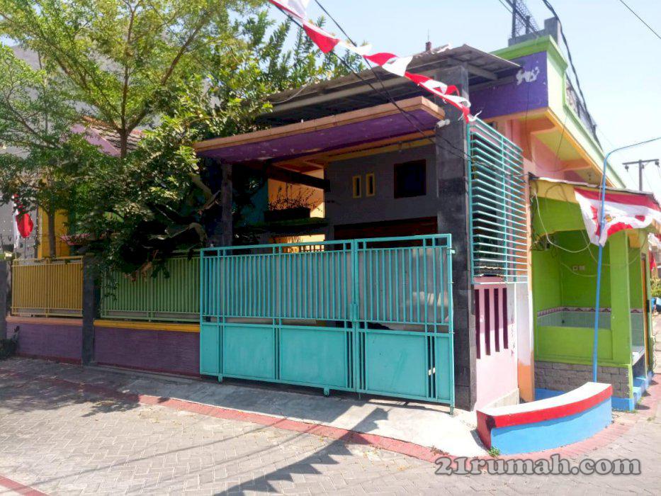 Dijual rumah pribadi GKB gresik bellakang giant