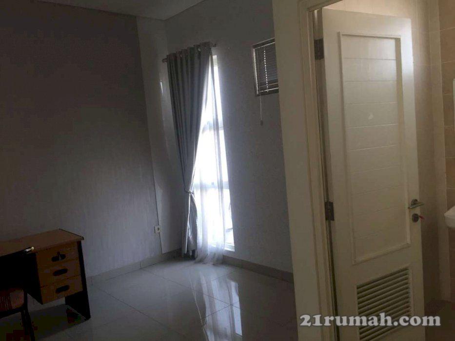Rumah di Residence One BSD dekat sekolah BINUs