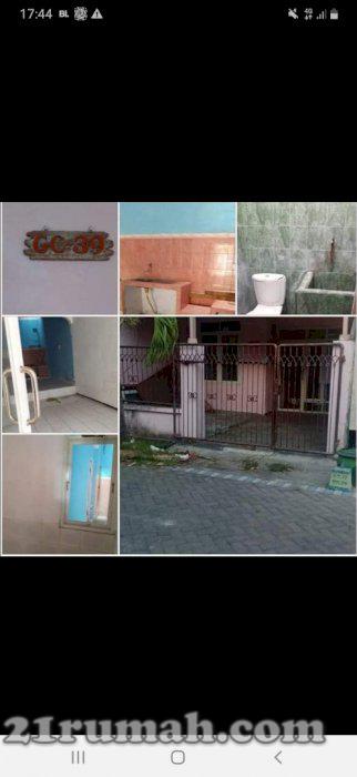 Rumah sederhana dalam perumahan 