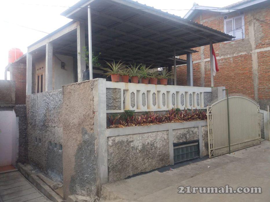 Rumah model lain dari yang lain