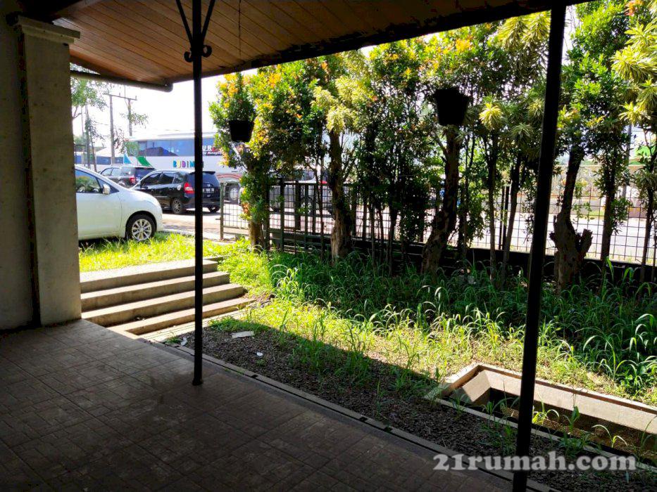 Rumah Kafe di jalan provinsi Kab. Bandung