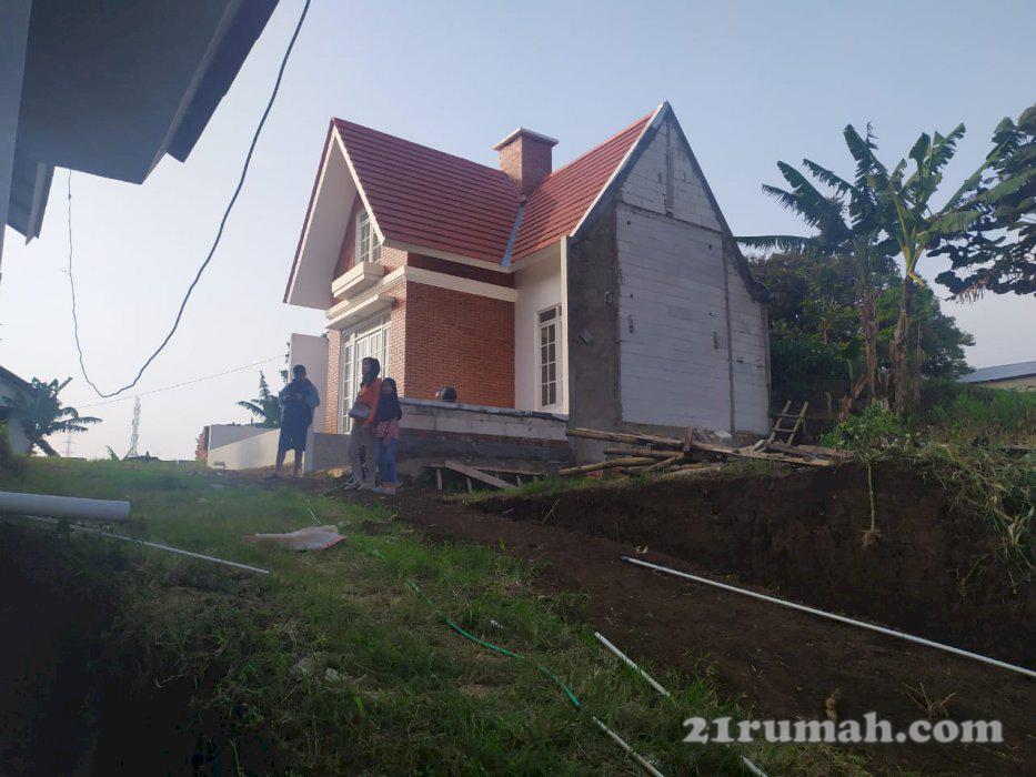 Rumah Bagus Bergaya Belanda di Kota Cimahi