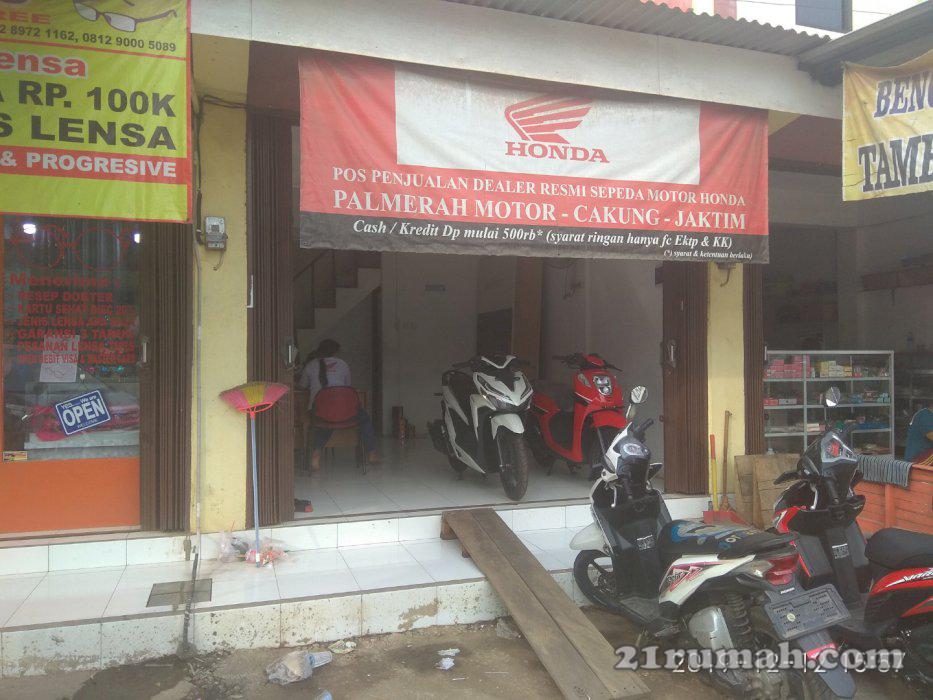 Ruko 2 lantai di jalan raya Bekasi Jakarta timur