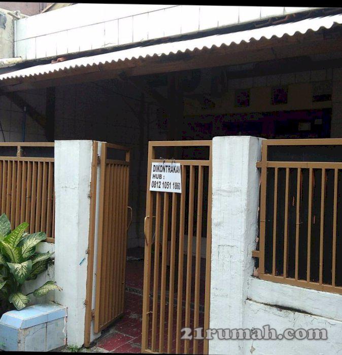 Dijual rumah letak strategis
