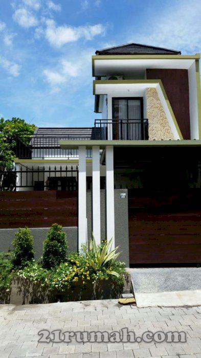 Rumah apik , tampilan minimalist modern dan siap huni