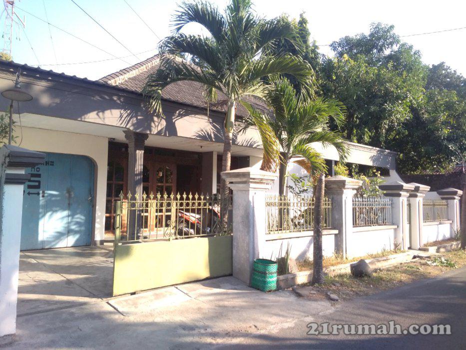 Dijual rumah di kota Solo lokasi sangat strategis