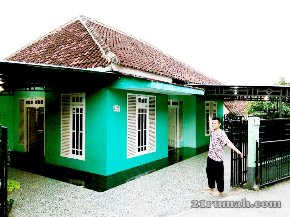 Rumah depok, asri, cocok untuk tk,  pesantren. Strategis.  Butuh uang