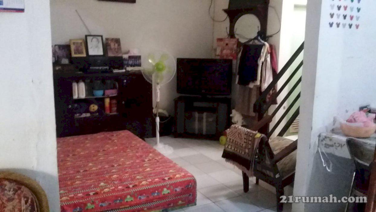 Jual murah rumah di Reni Jaya Pamulang